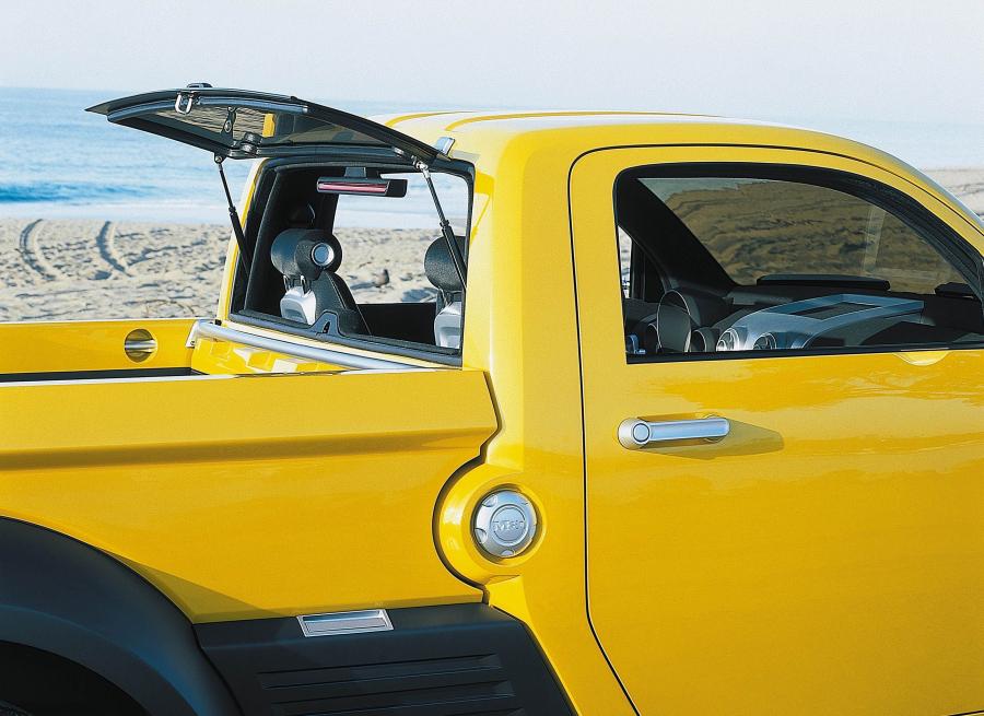  Dodge M80 Concept 2002 года  (фото 19 из 50)